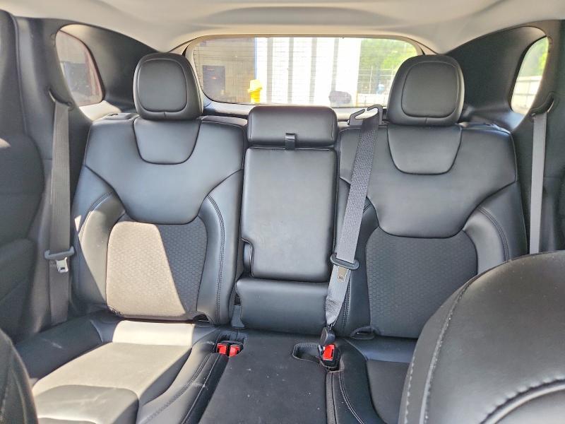 2021 JEEP CHEROKEE LATITUDE PLUS — Фото 10 из 14