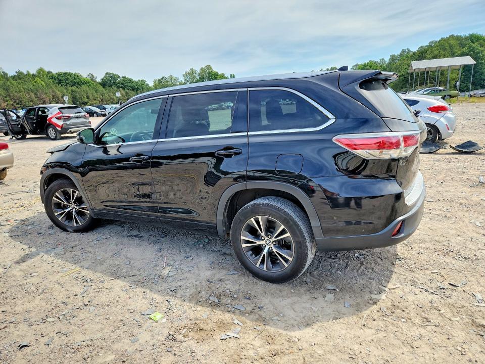 2016 TOYOTA HIGHLANDER XLE — Фото 2 из 14