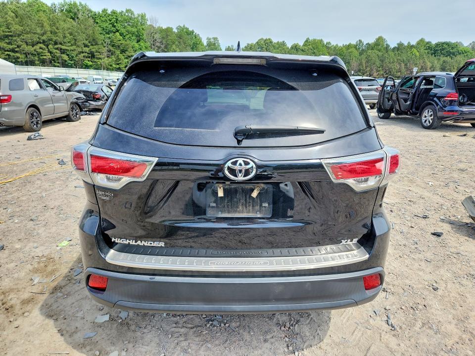 2016 TOYOTA HIGHLANDER XLE — Фото 6 из 14