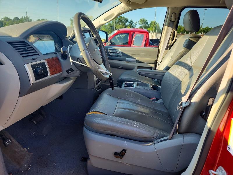 2008 CHRYSLER TOWN & COUNTRY TOURING — Фото 7 из 13