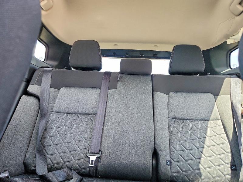 2026 NISSAN KICKS SV — Фото 10 из 13