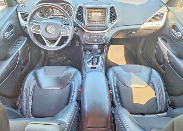 2017 JEEP CHEROKEE TRAILHAWK — Фото 8 из 13