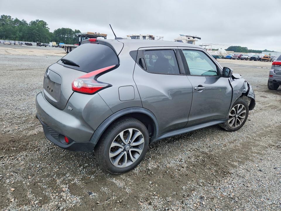 2017 NISSAN JUKE SV — Фото 3 из 13