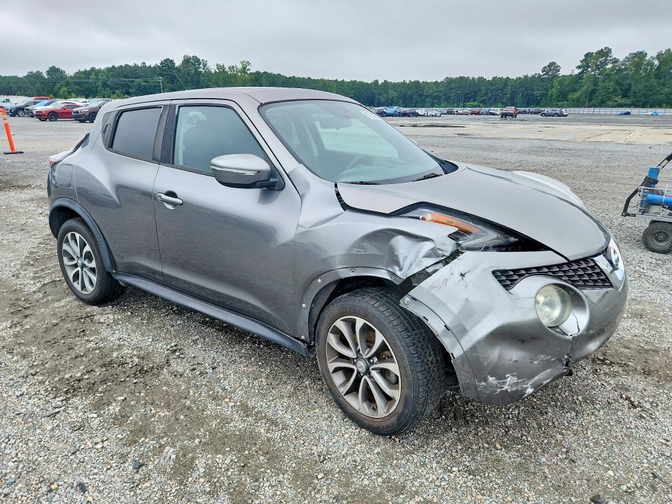 2017 NISSAN JUKE SV — Фото 4 из 13