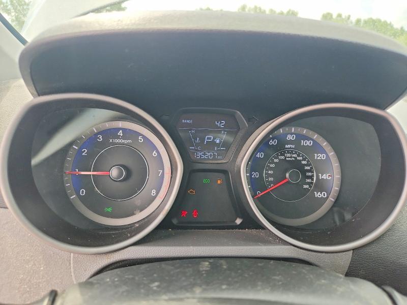 2015 HYUNDAI ELANTRA SE — Фото 9 из 12