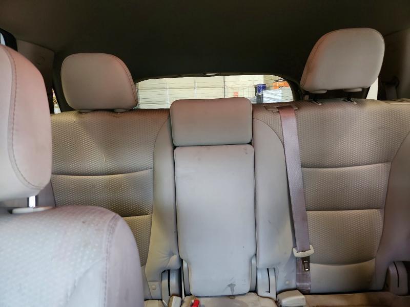 2013 KIA SORENTO LX — Фото 10 из 13
