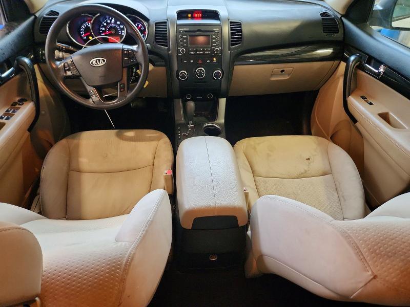 2013 KIA SORENTO LX — Фото 8 из 13