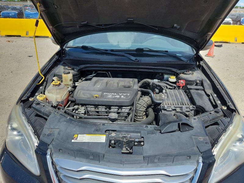 2011 CHRYSLER 200 TOURING — Фото 11 из 12