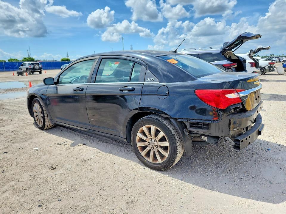 2011 CHRYSLER 200 TOURING — Фото 2 из 12