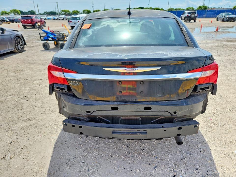 2011 CHRYSLER 200 TOURING — Фото 6 из 12