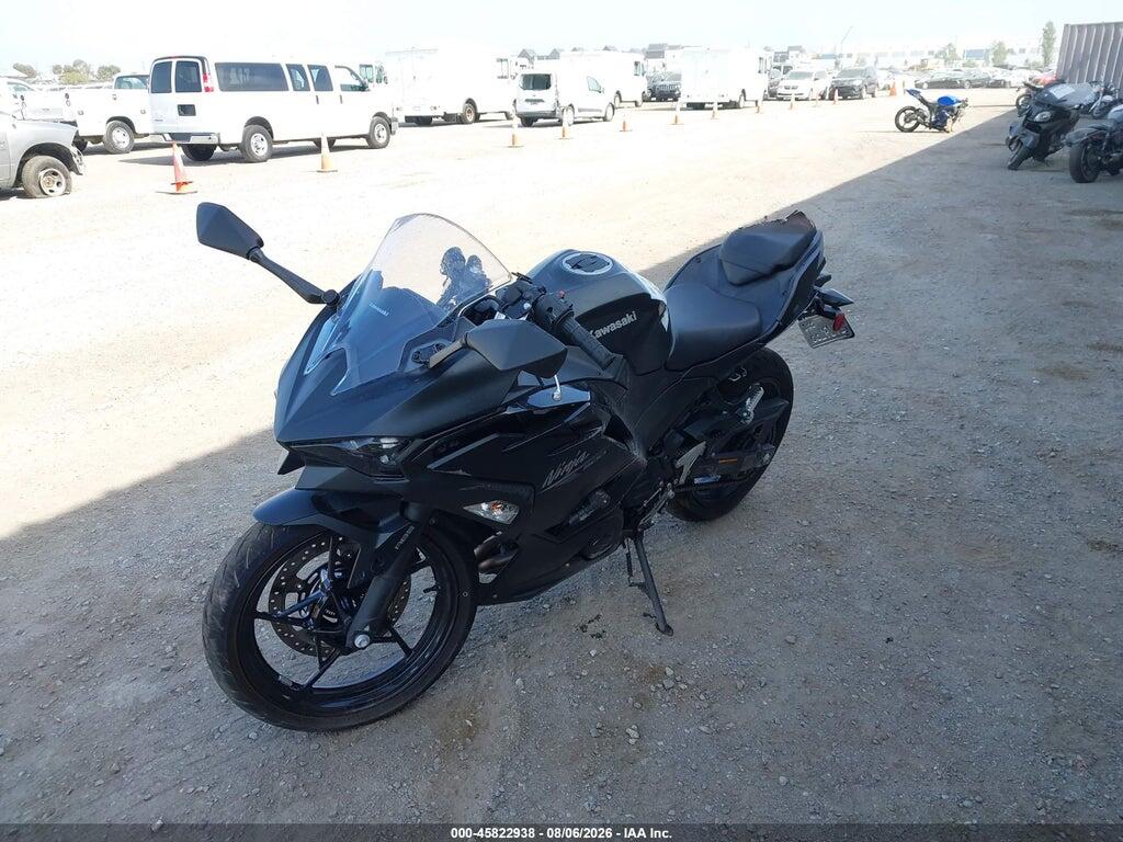 ML5EXGG1XTDA73864 2026 KAWASAKI EX500 photo no. 2