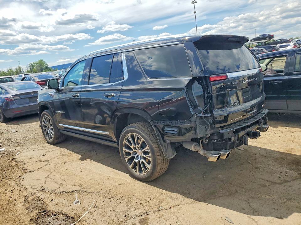 2026 GMC YUKON DENALI — Фото 2 из 13