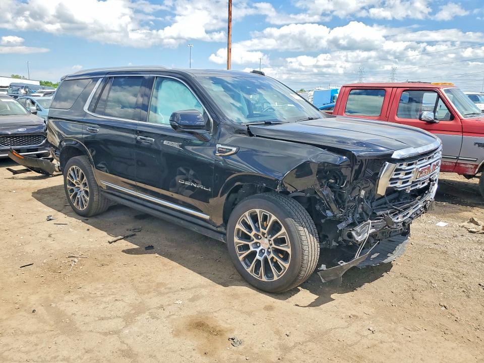 2026 GMC YUKON DENALI — Фото 4 из 13