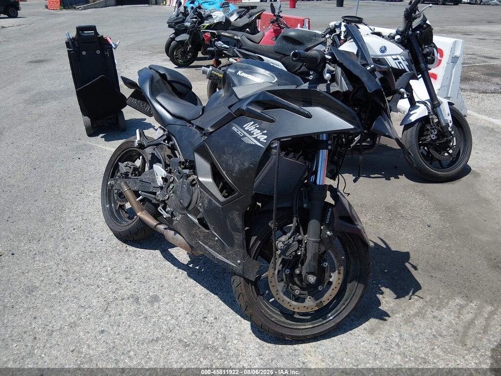 ML5EZGG19TDA79977 2026 KAWK MOTORCYCLE photo no. 1