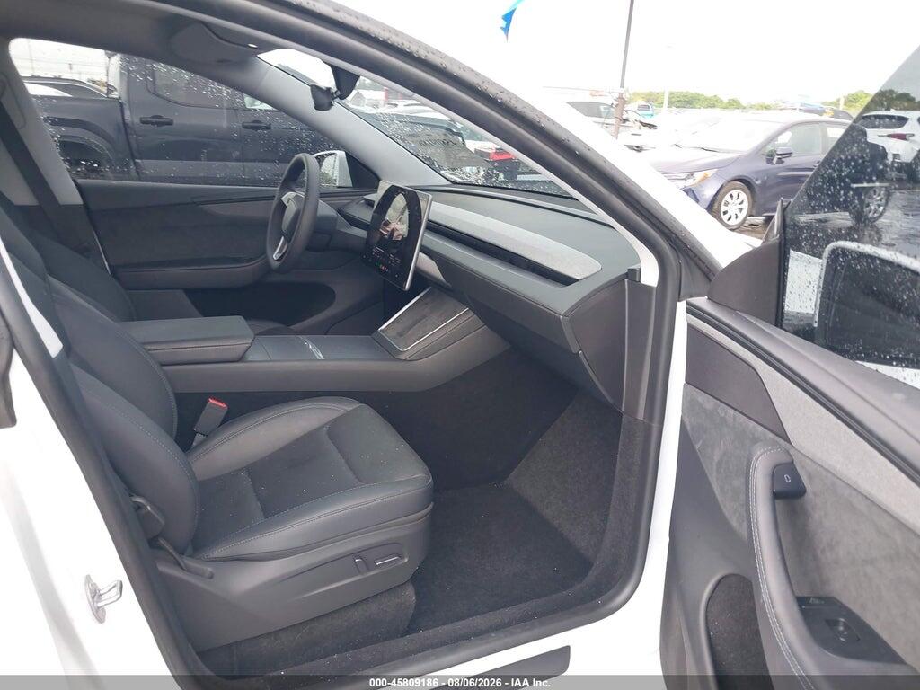 7SAYGDED2TA477066 2026 TESLA MODEL Y photo no. 5