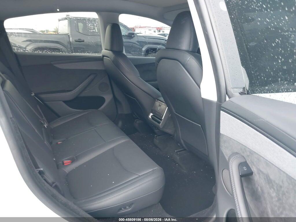 7SAYGDED2TA477066 2026 TESLA MODEL Y photo no. 8