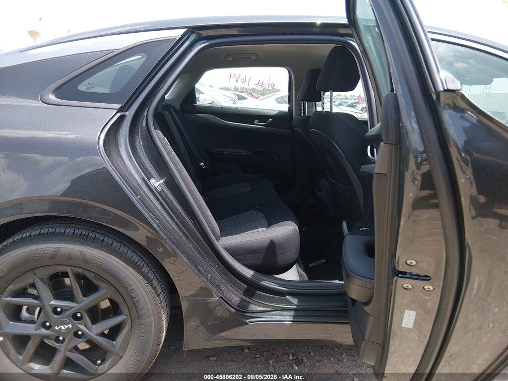 KNAG24J7XT5458080 2026 KIA K5 photo no. 8