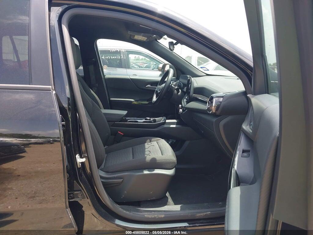 3GNAXPEG2TL375000 2026 CHEVROLET EQUINOX photo no. 5