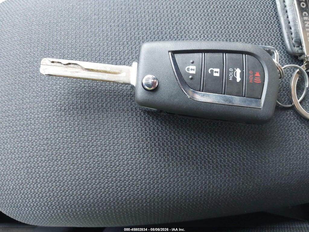 JTDBCMFE8T3141654 2026 TOYOTA COROLLA HYBRID photo no. 11