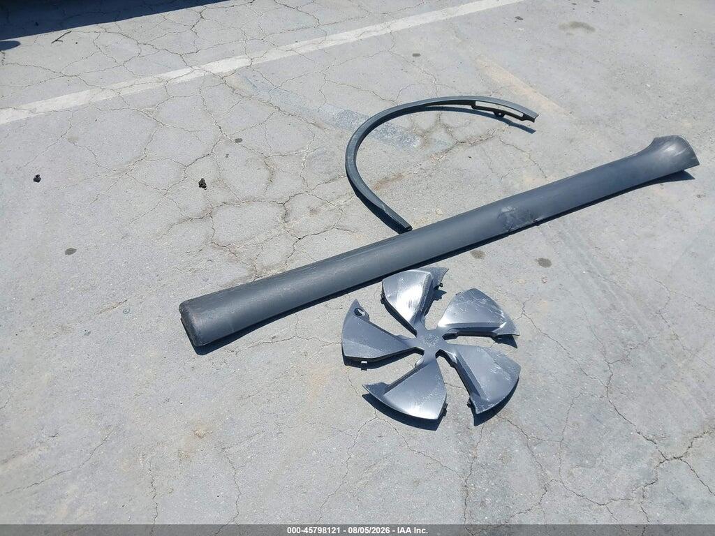 7SAYGDED4TF430804 2026 TESLA MODEL Y photo no. 12