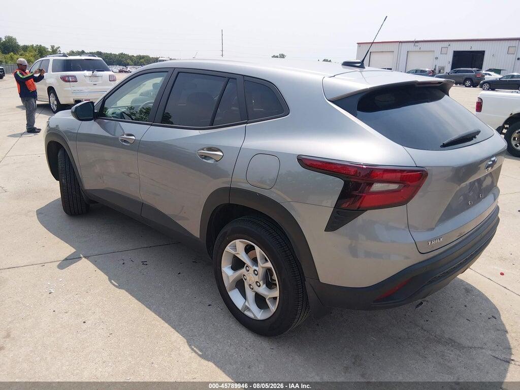 KL77LFEP4TC010982 2026 CHEVROLET TRAX photo no. 3