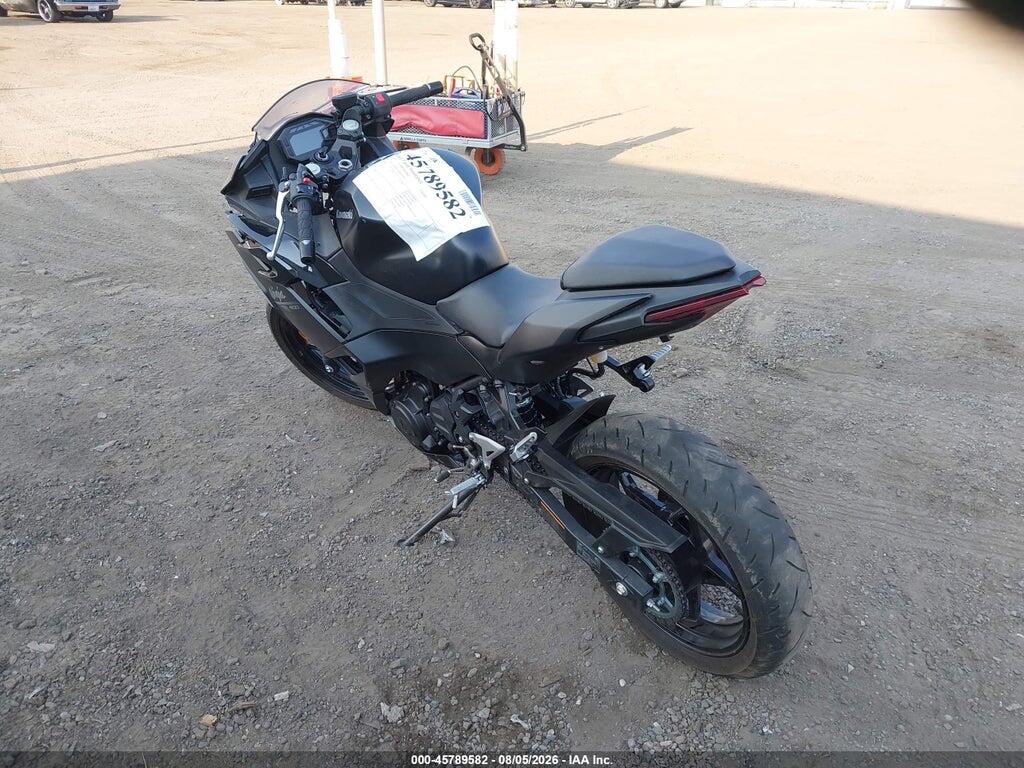 ML5EXGH19TDA88502 2026 KAWASAKI EX500 photo no. 3