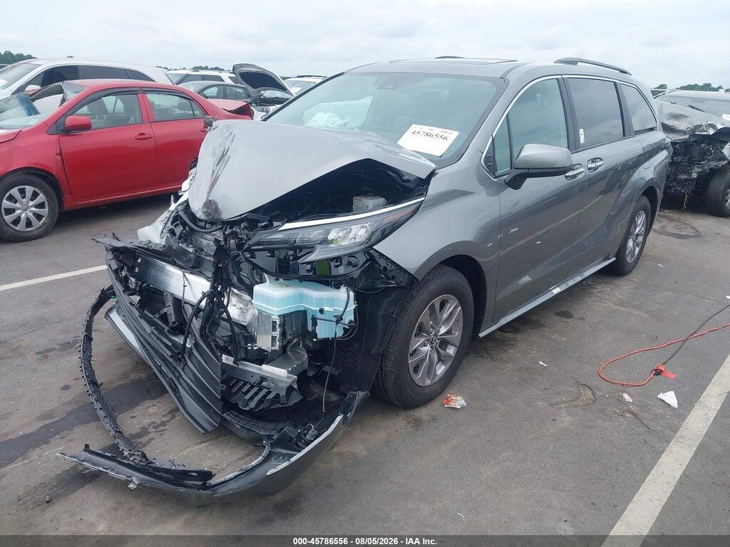5TDYRKEC8TS326766 2026 TOYOTA SIENNA photo no. 2