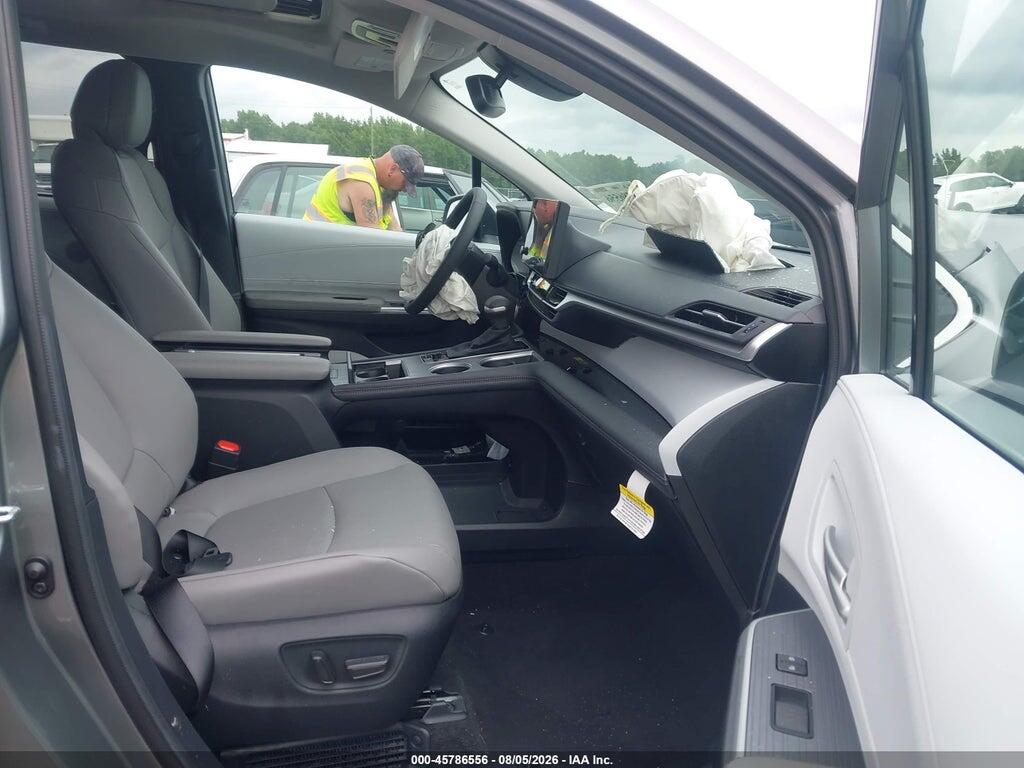 5TDYRKEC8TS326766 2026 TOYOTA SIENNA photo no. 5