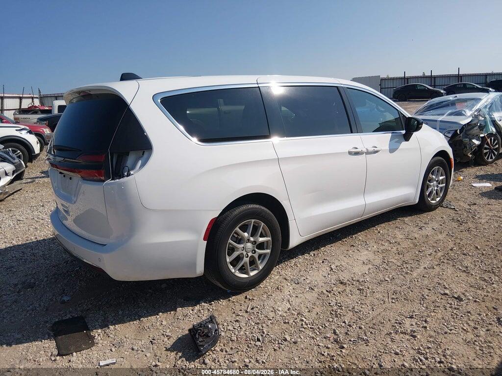 2C4RC1BG6TR209672 2026 CHRYSLER PACIFICA photo no. 4