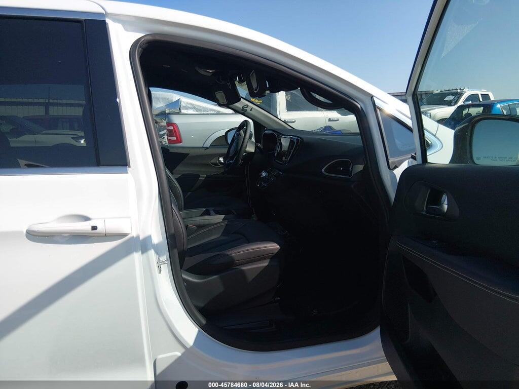2C4RC1BG6TR209672 2026 CHRYSLER PACIFICA photo no. 5