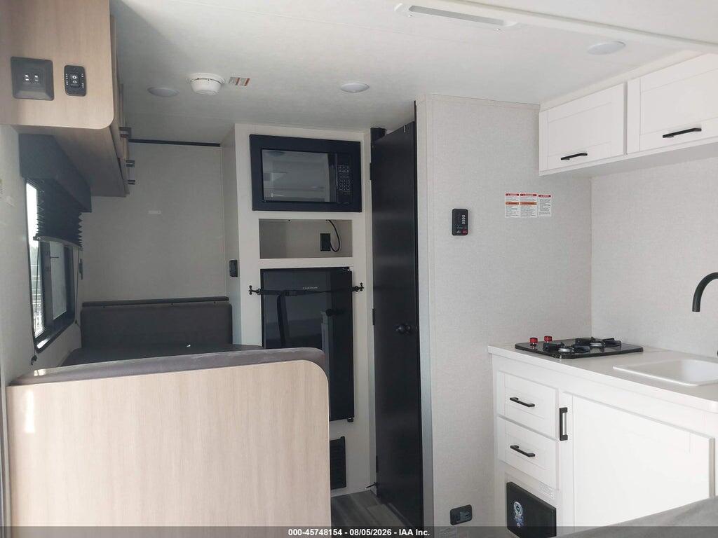 1UJBC0AG7T1YL0050 2026 JAYCO JAY FLIGHT photo no. 8