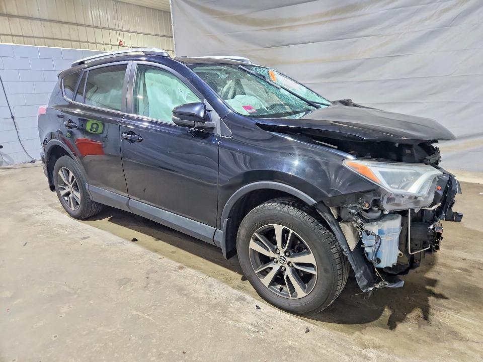 2016 TOYOTA RAV4 XLE — Фото 4 из 13