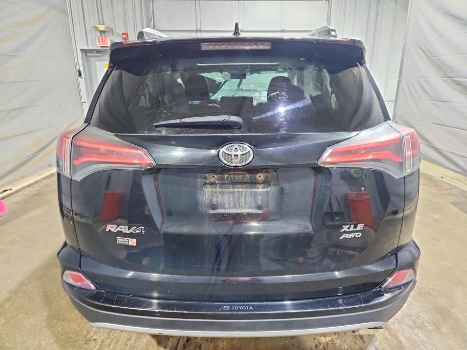 2016 TOYOTA RAV4 XLE — Фото 6 из 13