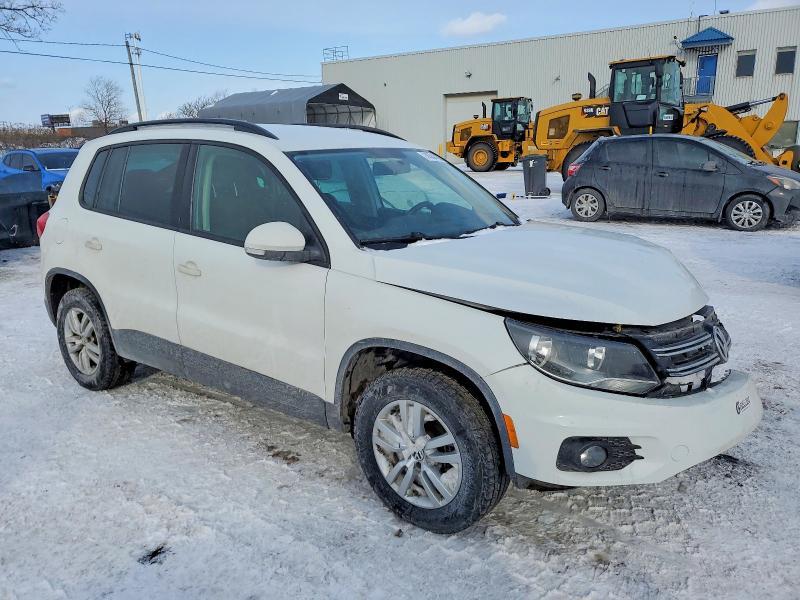 2015 VOLKSWAGEN TIGUAN S — Фото 4 из 12