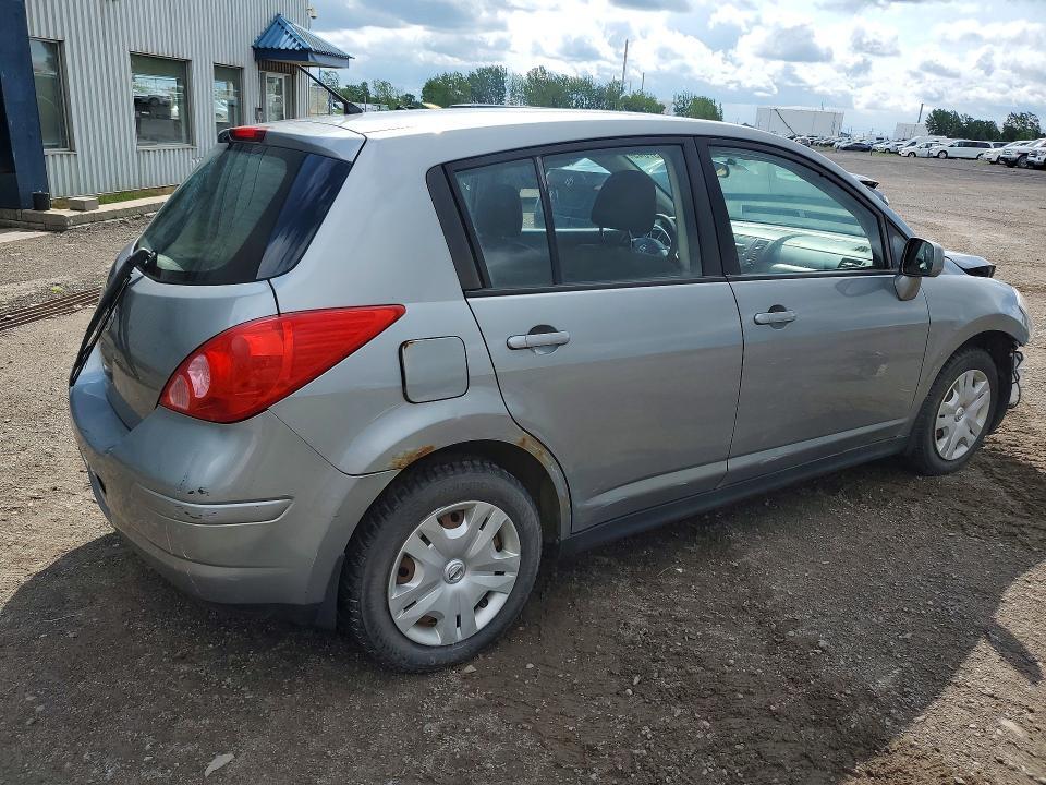 2010 NISSAN VERSA — Фото 3 из 12