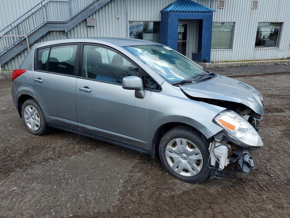 2010 NISSAN VERSA — Фото 4 из 12