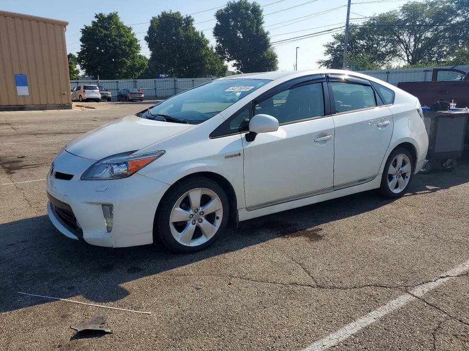JTDKN3DU8F0441988 2015 TOYOTA PRIUS photo no. 1