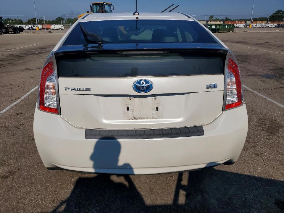 JTDKN3DU8F0441988 2015 TOYOTA PRIUS photo no. 6