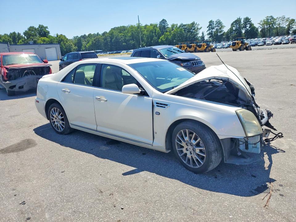 1G6DW67VX80105373 2008 CADILLAC STS photo no. 4