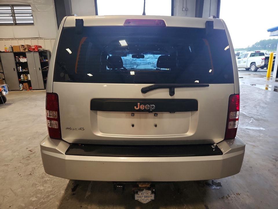 2012 JEEP LIBERTY SPORT — Фото 6 из 13