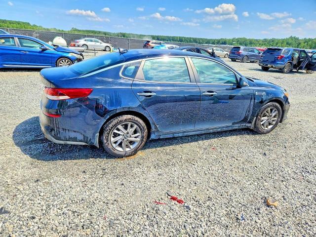 2019 KIA OPTIMA LX — Фото 3 из 12