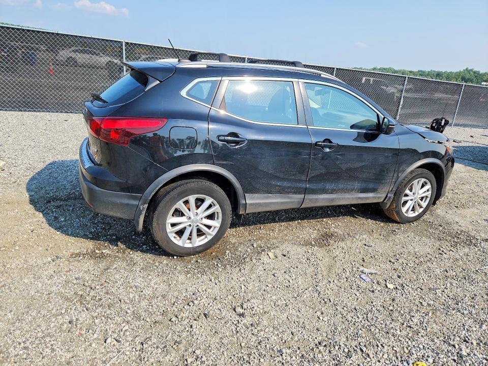 2017 NISSAN ROGUE SPORT SV — Фото 3 из 12