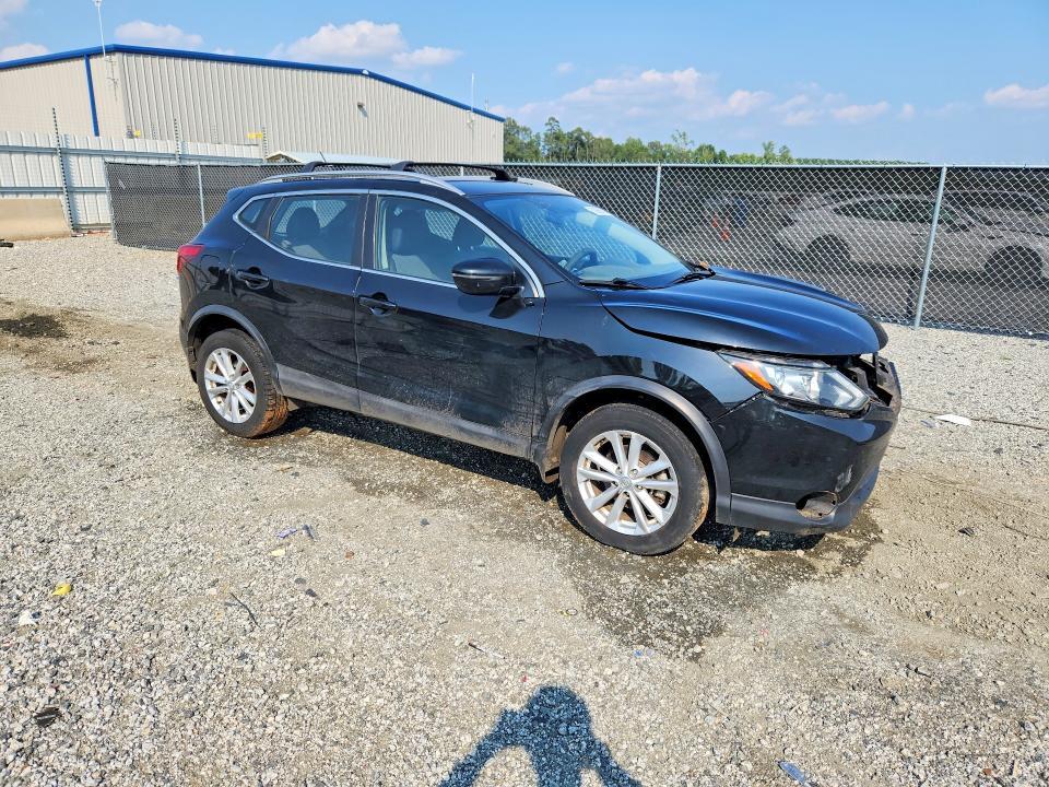 2017 NISSAN ROGUE SPORT SV — Фото 4 из 12