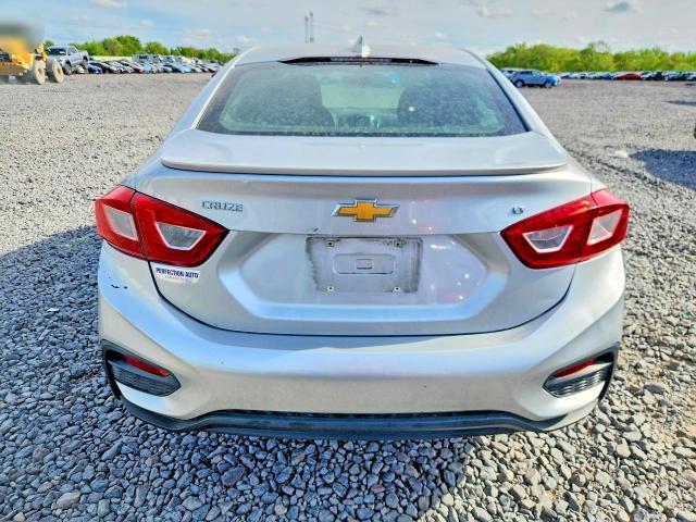 1G1BE5SMXJ7235742 2018 CHEVROLET CRUZE photo no. 6