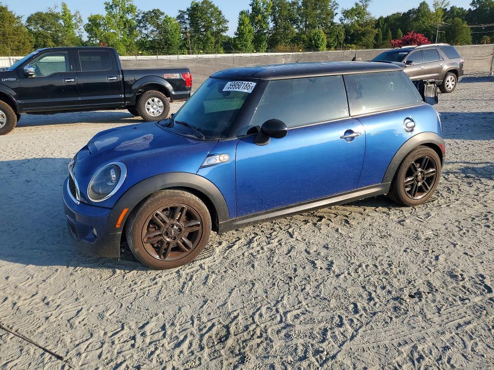 WMWSV3C50DT390828 2013 MINI COOPER photo no. 1