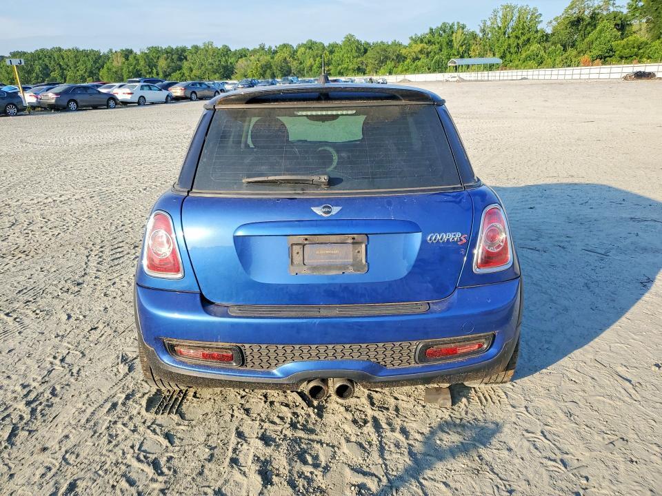 WMWSV3C50DT390828 2013 MINI COOPER photo no. 6