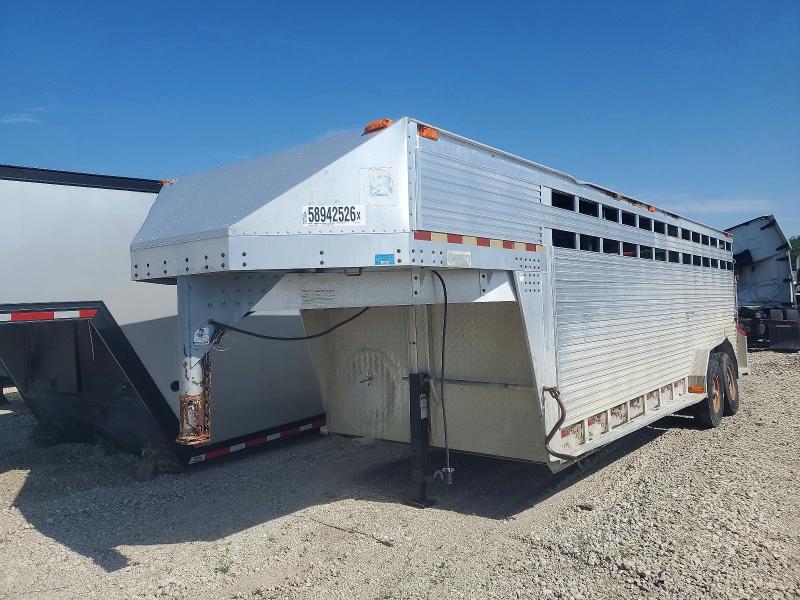 2005 BARRETT HORSE TRAILER — Фото 3 из 10