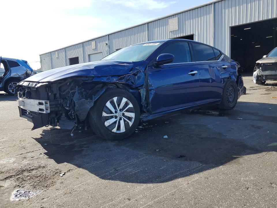 2020 NISSAN ALTIMA S
