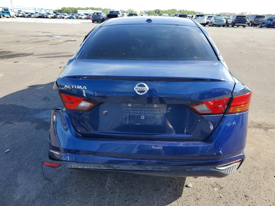 2020 NISSAN ALTIMA S — Фото 6 из 13