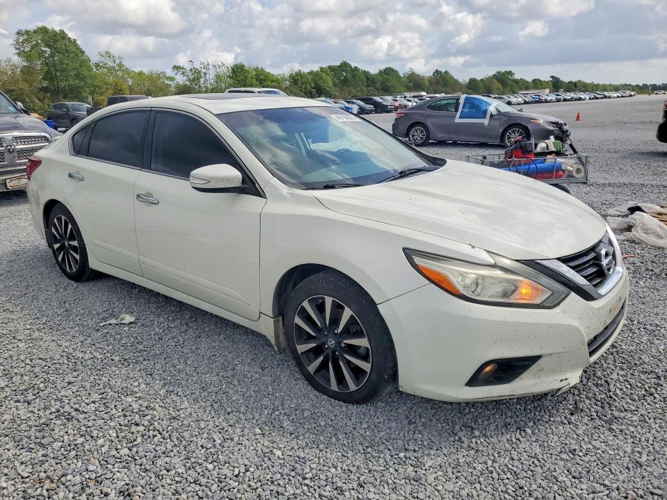 2018 NISSAN ALTIMA 2.5 SV — Фото 4 из 13